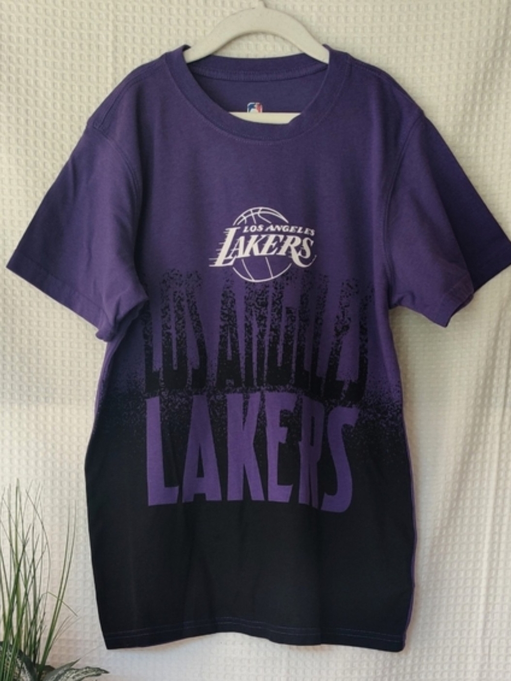 Los Angeles Lakers NBA Purple Kids T-Shirt Size L(14-6)